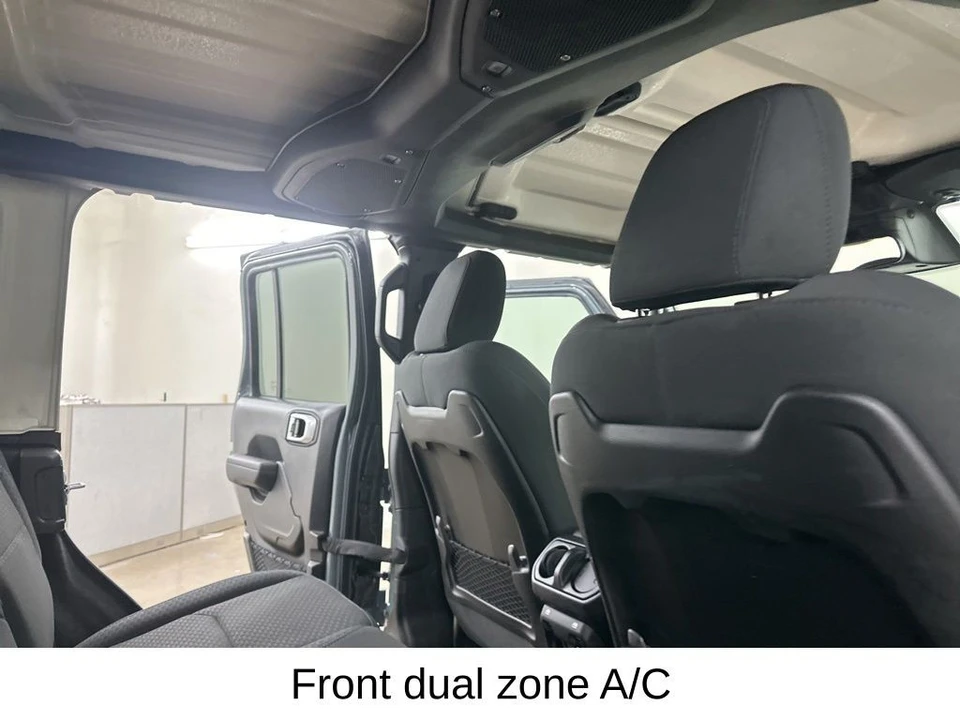 2025 Jeep JL Wrangler - Image 22 of 31