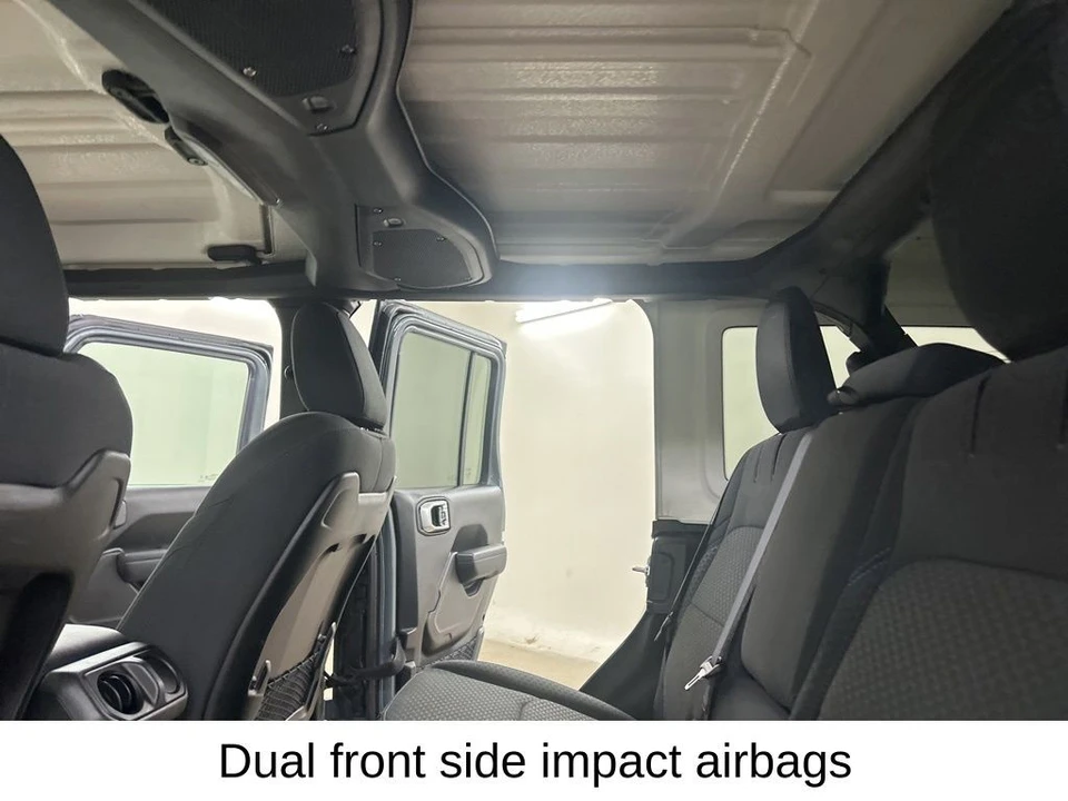 2025 Jeep JL Wrangler - Image 29 of 31