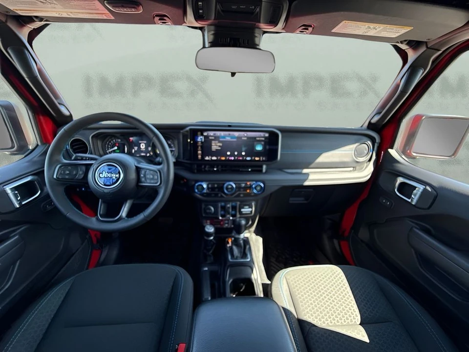2025 Jeep JL Wrangler - Image 13 of 31