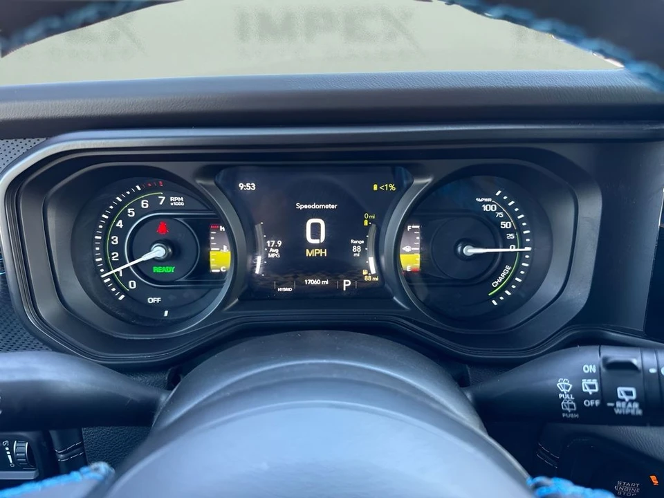 2025 Jeep JL Wrangler - Image 24 of 31