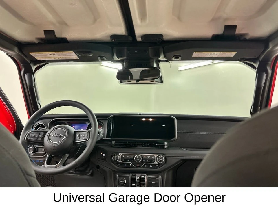 2025 Jeep JL Wrangler - Image 27 of 31