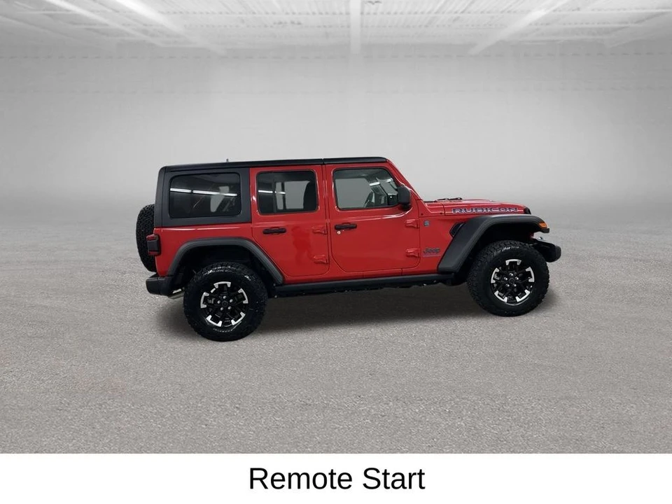 2025 Jeep JL Wrangler - Image 15 of 31