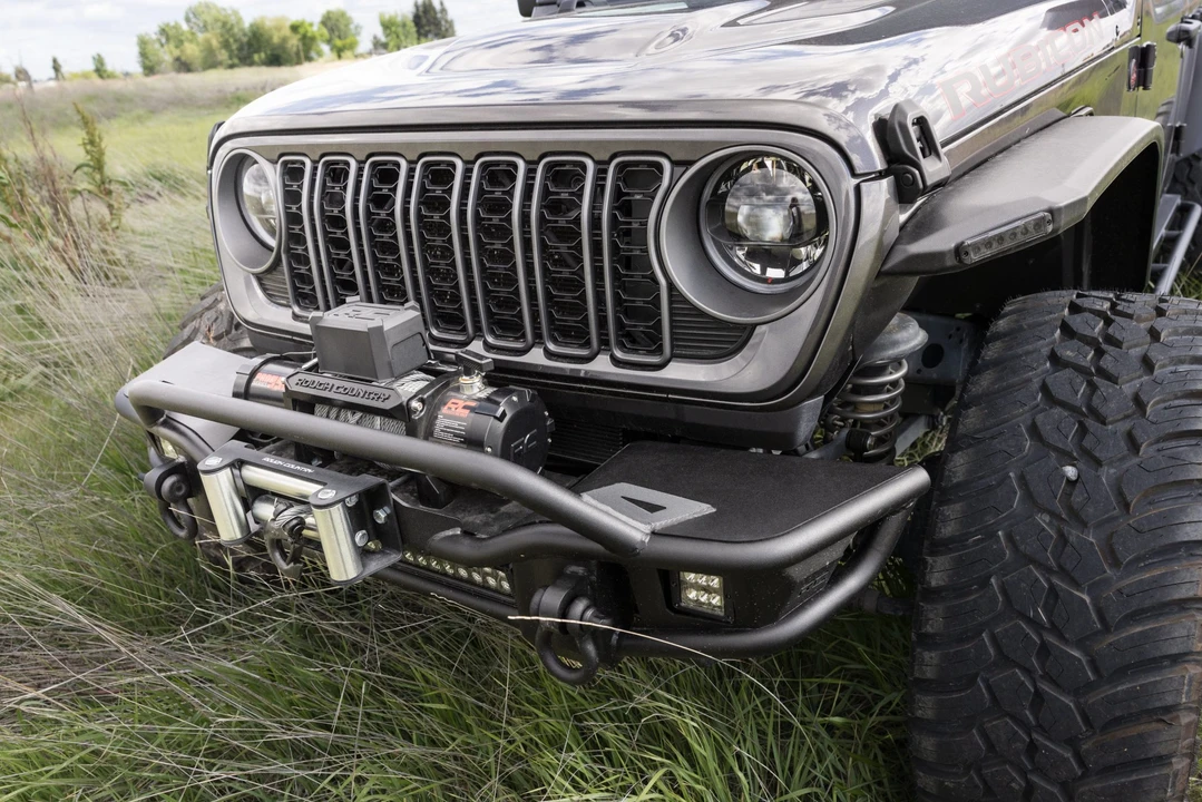 2025 Jeep JL Wrangler - Image 30 of 31