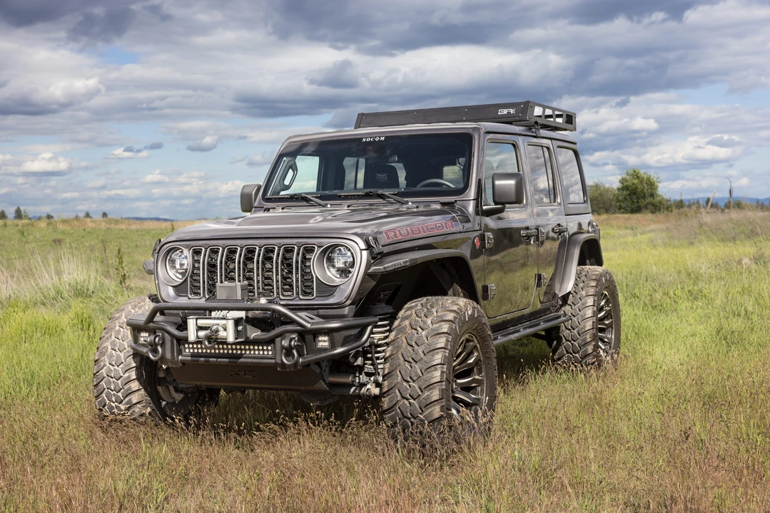 2025 Jeep JL Wrangler - Image 5 of 31