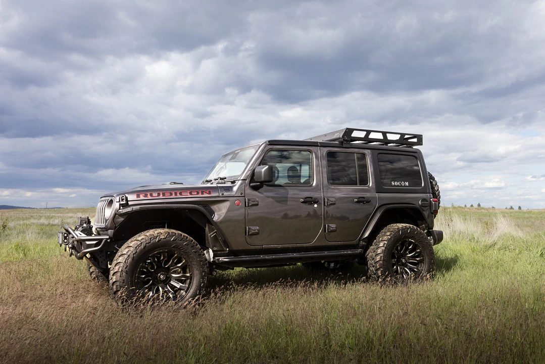 2025 Jeep JL Wrangler - Image 12 of 31