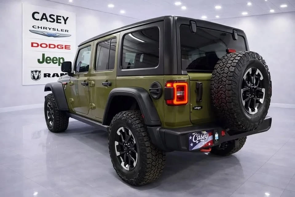 2025 Jeep JL Wrangler - Image 5 of 20