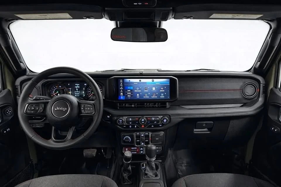 2025 Jeep JL Wrangler - Image 18 of 20