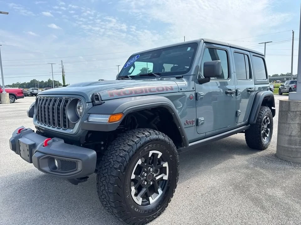 2025 Jeep JL Wrangler - Image 9 of 20