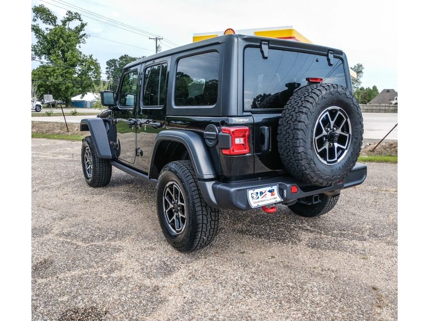 2025 Jeep JL Wrangler - Image 3 of 18