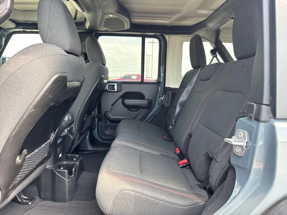 2025 Jeep JL Wrangler - Image 14 of 20