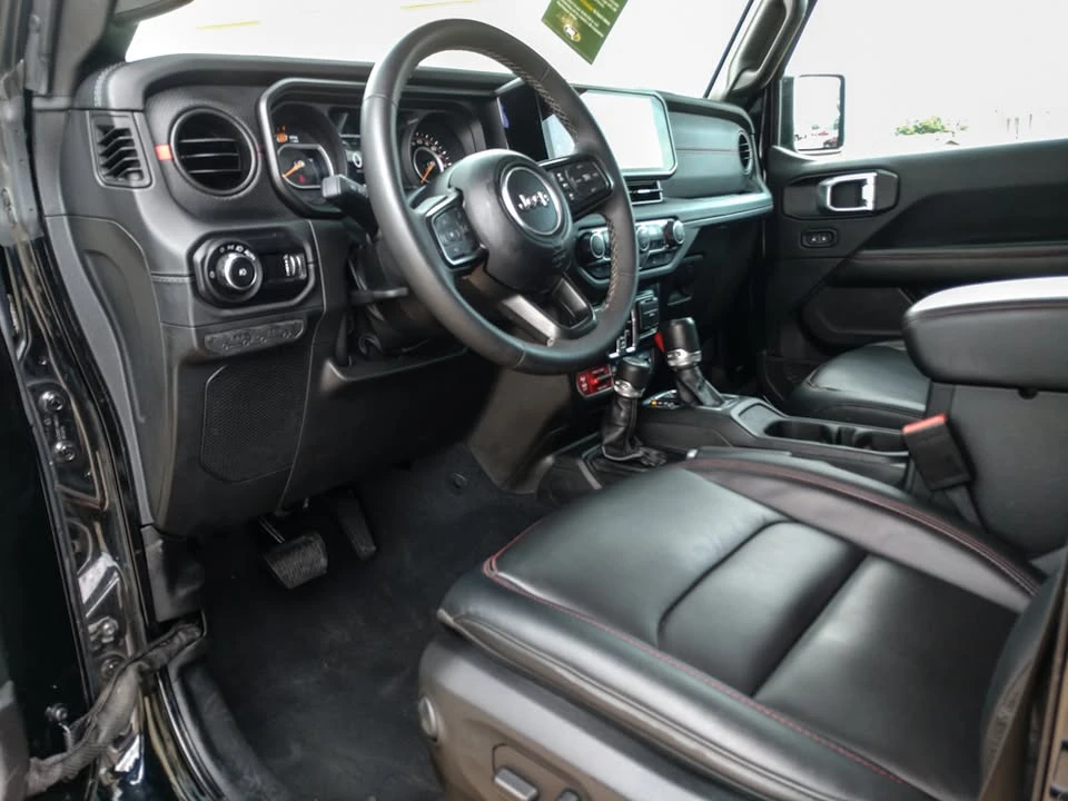 2025 Jeep JL Wrangler - Image 8 of 18