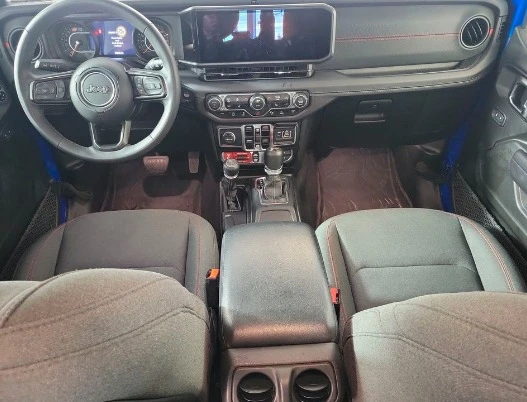 2025 Jeep JL Wrangler - Image 9 of 12