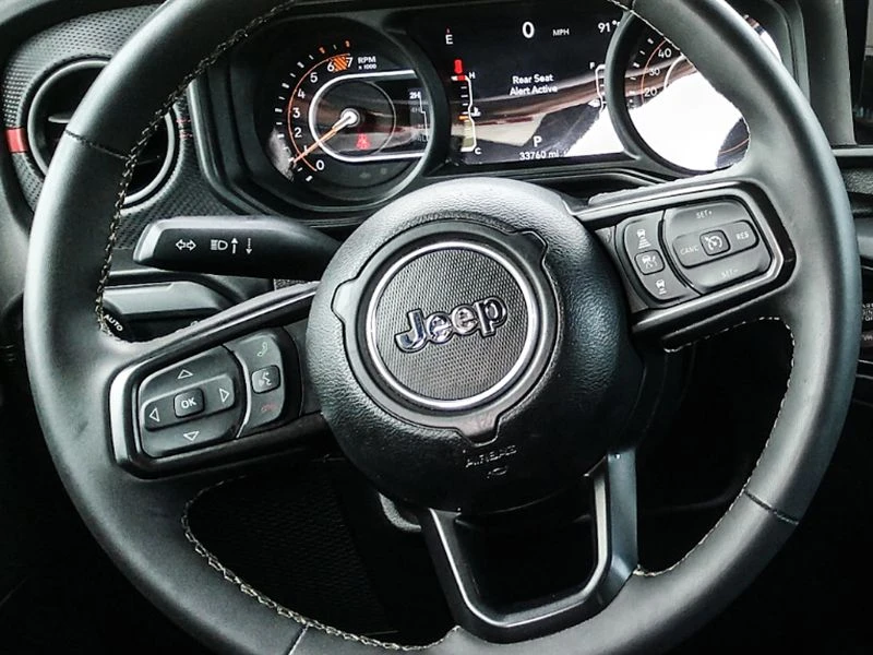2025 Jeep JL Wrangler - Image 16 of 18