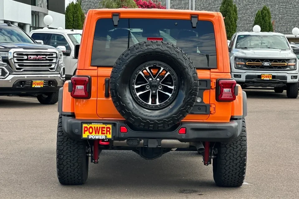 2025 Jeep JL Wrangler - Image 4 of 19