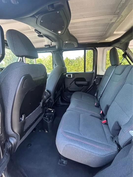 2025 Jeep JL Wrangler - Image 6 of 9