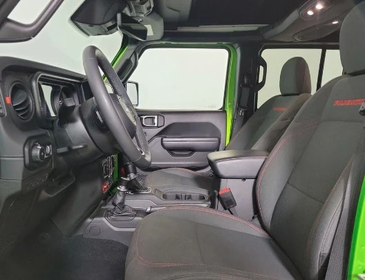 2025 Jeep JL Wrangler - Image 11 of 12