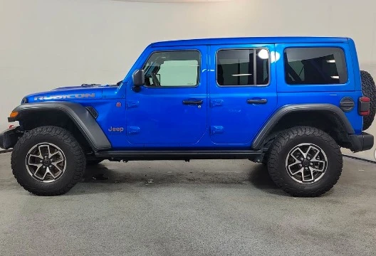 2025 Jeep JL Wrangler - Image 5 of 12