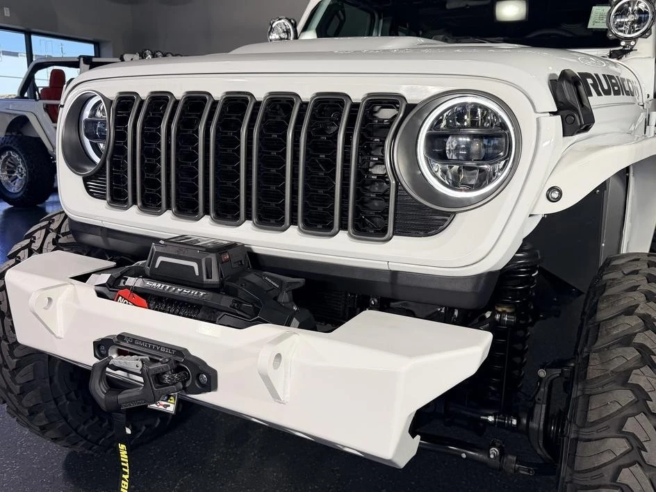 2025 Jeep JL Wrangler - Image 12 of 31