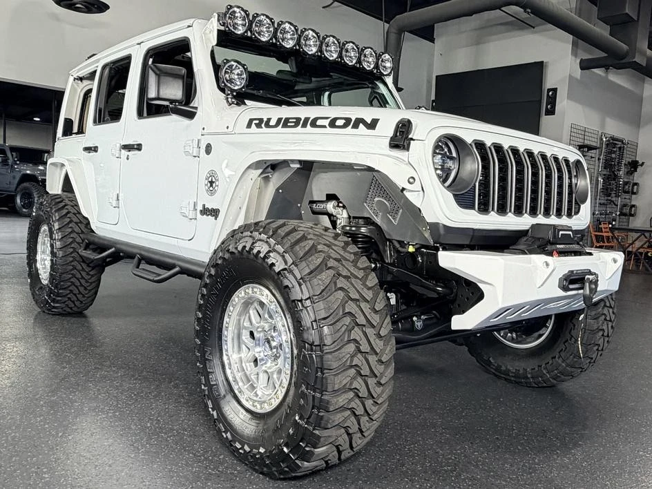 2025 Jeep JL Wrangler - Image 2 of 31