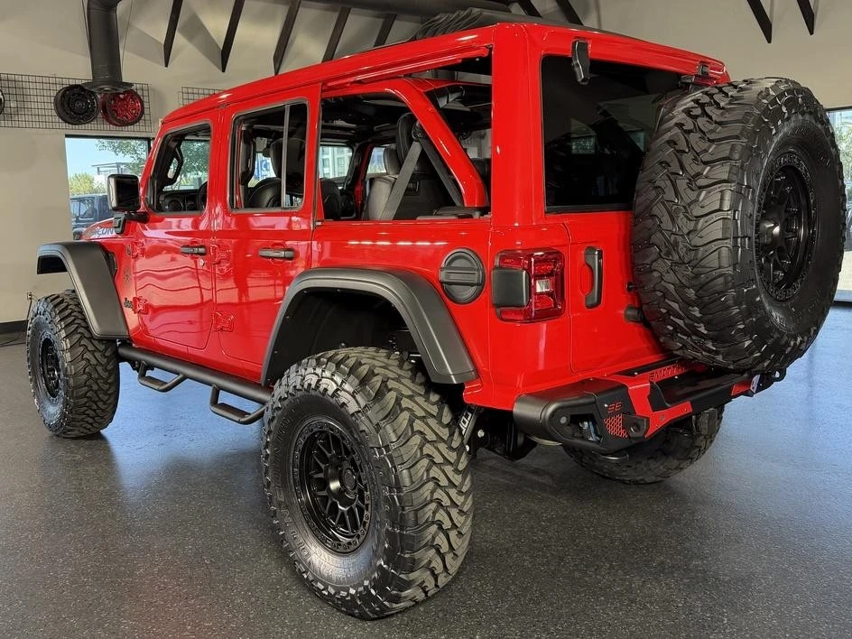 2025 Jeep JL Wrangler - Image 5 of 31