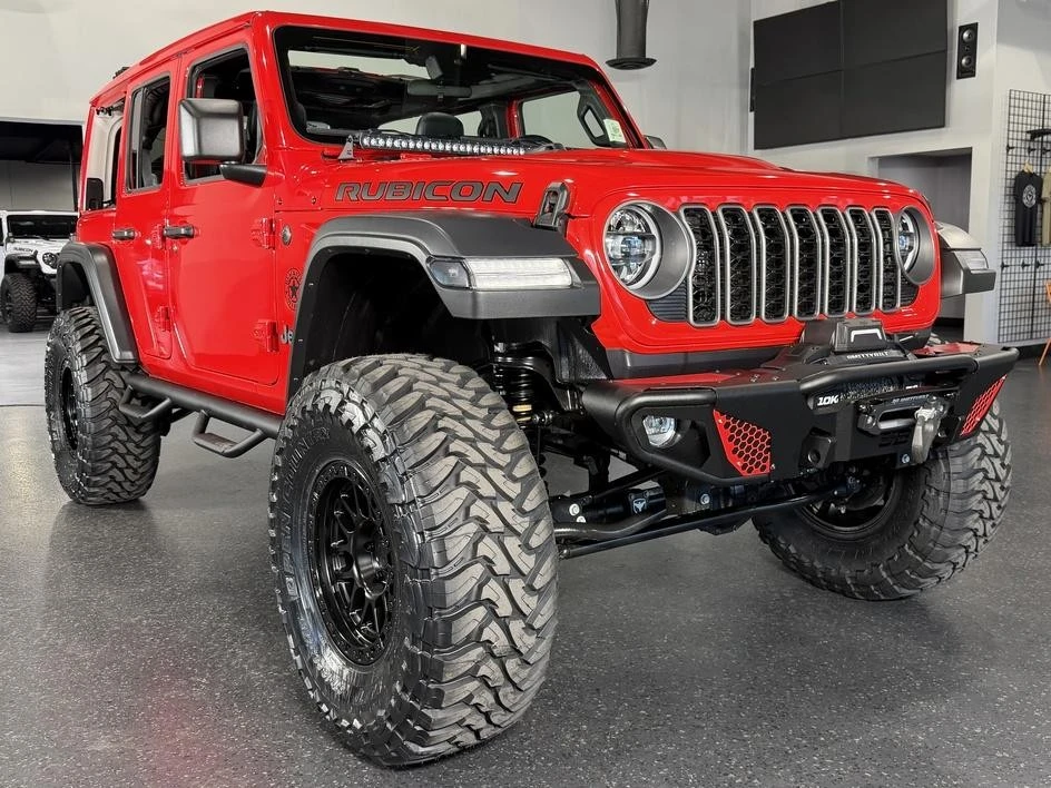 2025 Jeep JL Wrangler - Image 2 of 31
