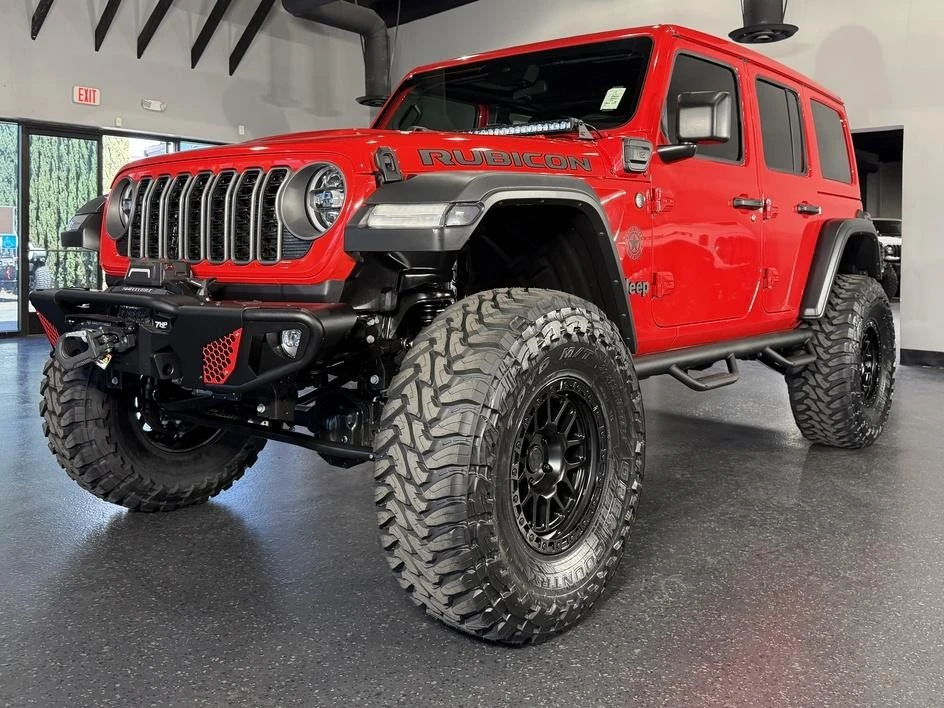 2025 Jeep JL Wrangler - Image 13 of 31