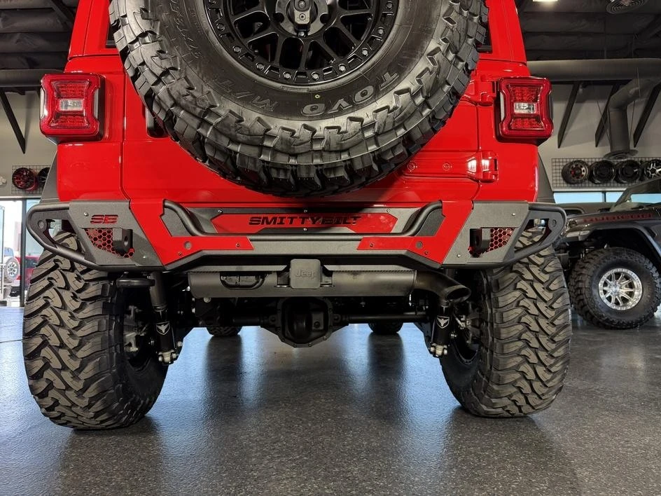 2025 Jeep JL Wrangler - Image 19 of 31