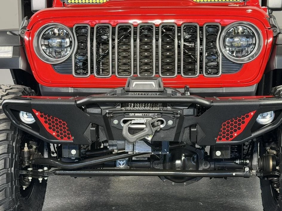 2025 Jeep JL Wrangler - Image 10 of 31