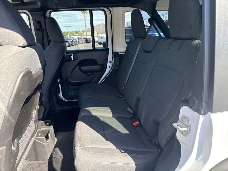 2025 Jeep JL Wrangler - Image 14 of 19