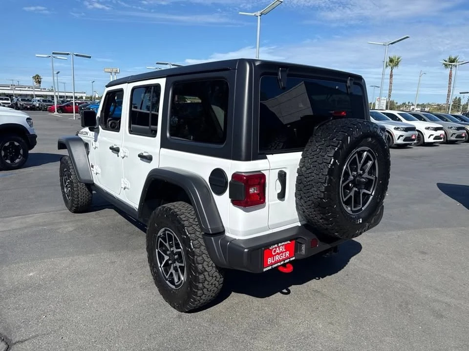2025 Jeep JL Wrangler - Image 4 of 19