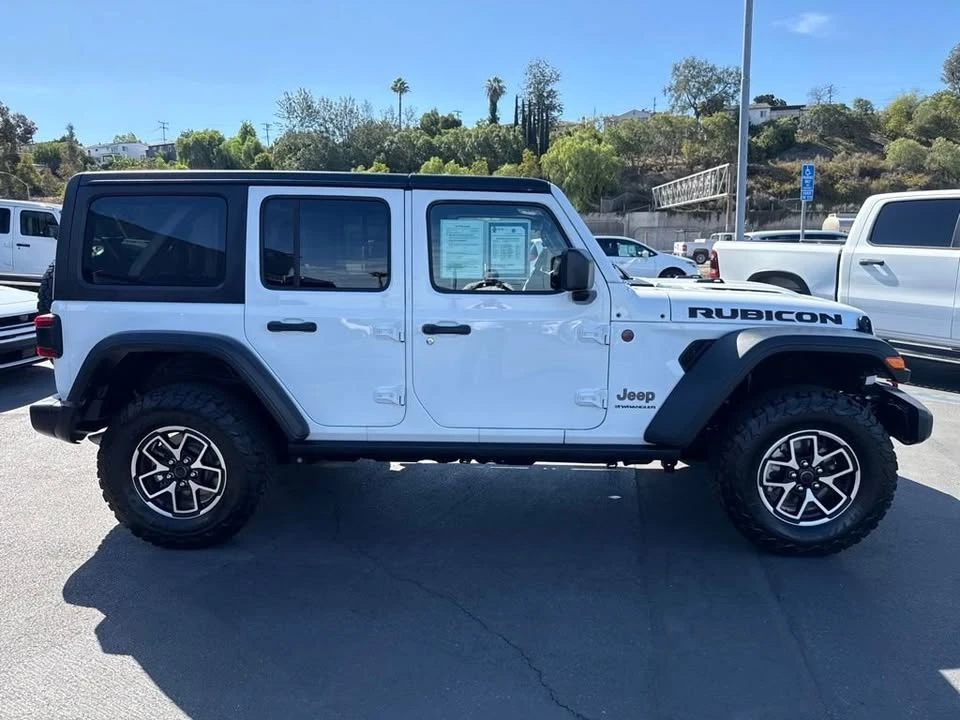 2025 Jeep JL Wrangler - Image 8 of 19
