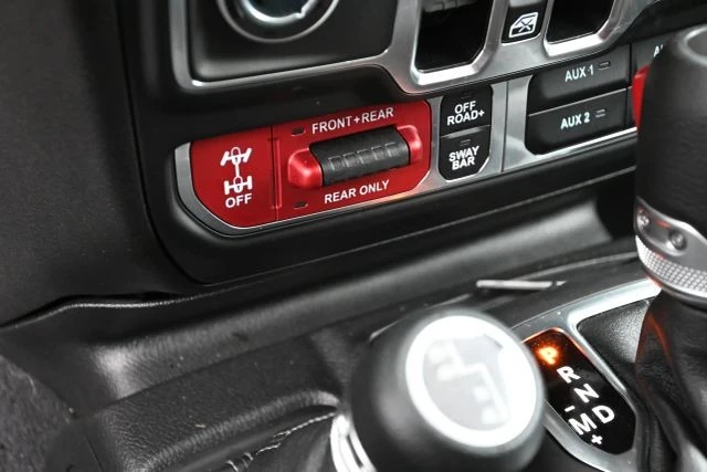 2025 Jeep JL Wrangler - Image 11 of 19
