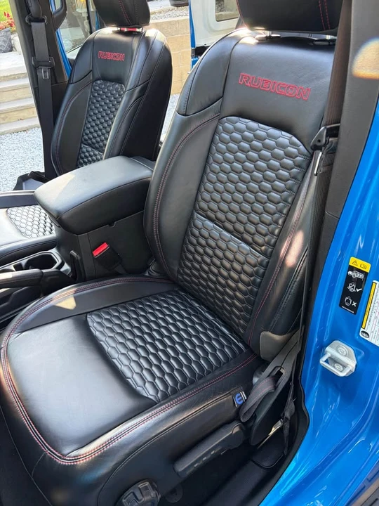 2025 Jeep JL Wrangler - Image 8 of 12
