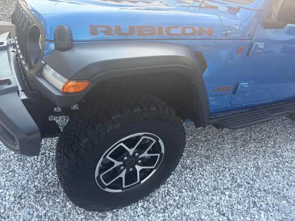 2025 Jeep JL Wrangler - Image 6 of 12