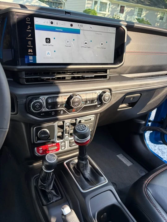 2025 Jeep JL Wrangler - Image 12 of 12