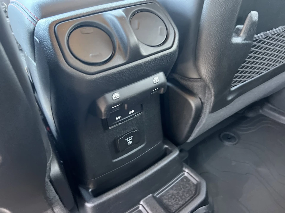 2025 Jeep JL Wrangler - Image 12 of 21