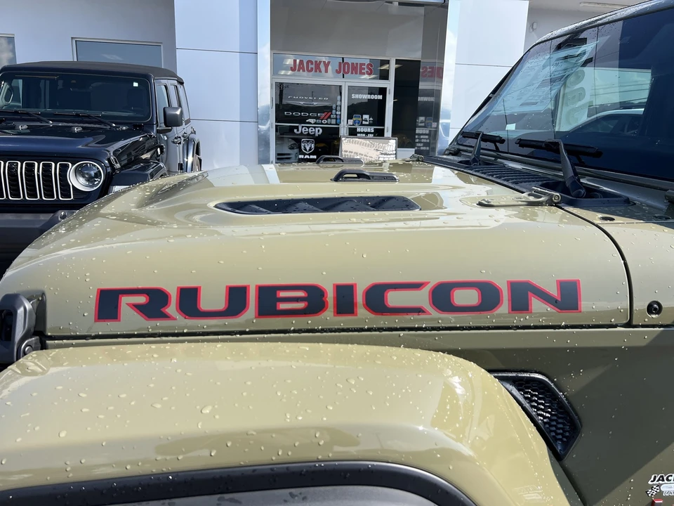 2025 Jeep JL Wrangler - Image 7 of 21
