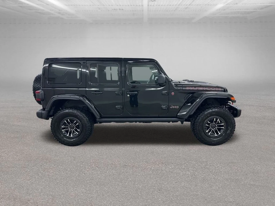 2025 Jeep JL Wrangler - Image 12 of 12