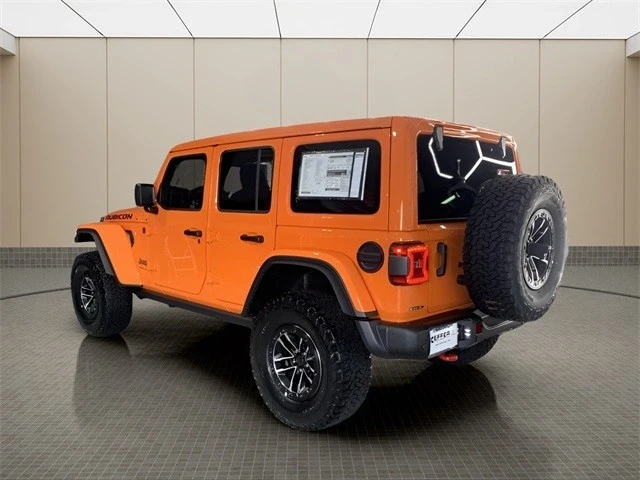 2025 Jeep JL Wrangler - Image 3 of 21
