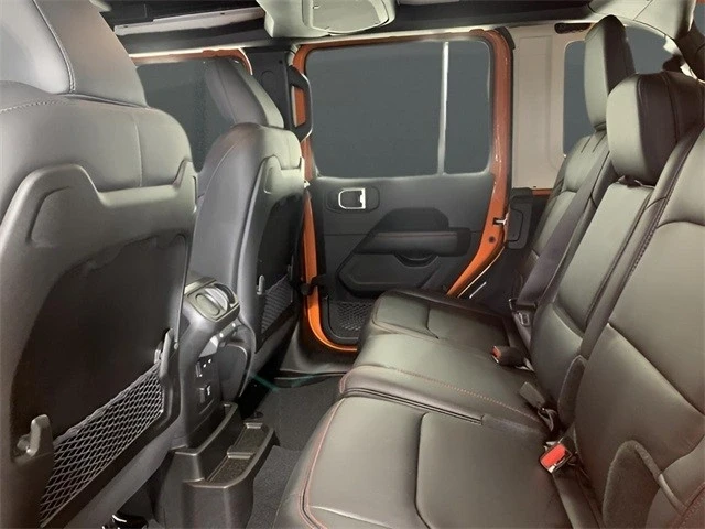 2025 Jeep JL Wrangler - Image 20 of 21