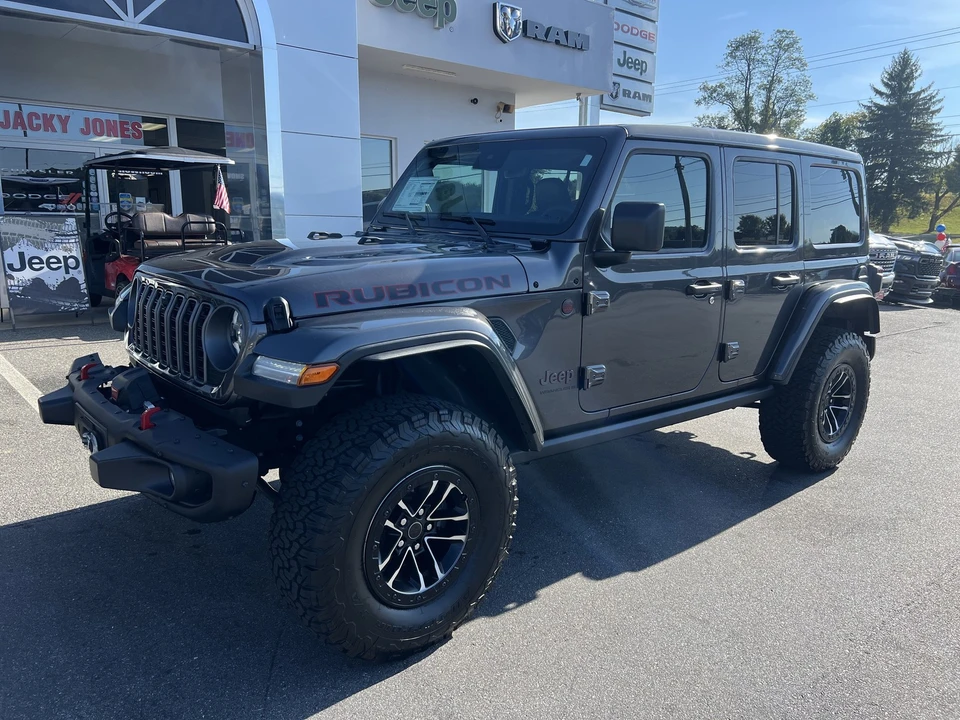 2025 Jeep JL Wrangler - Image 6 of 31