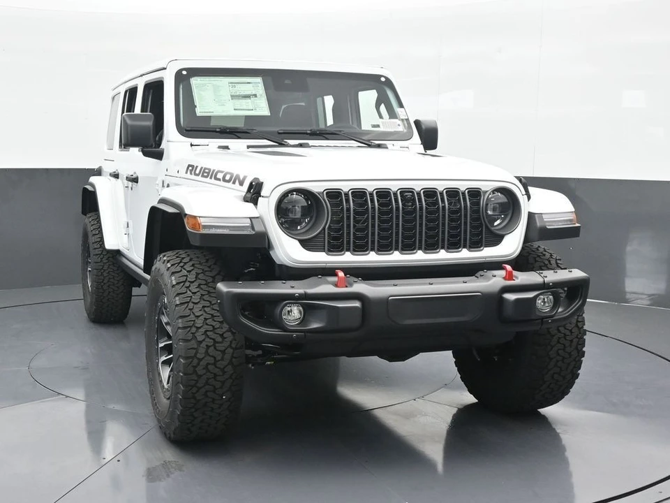 2025 Jeep JL Wrangler - Image 9 of 12