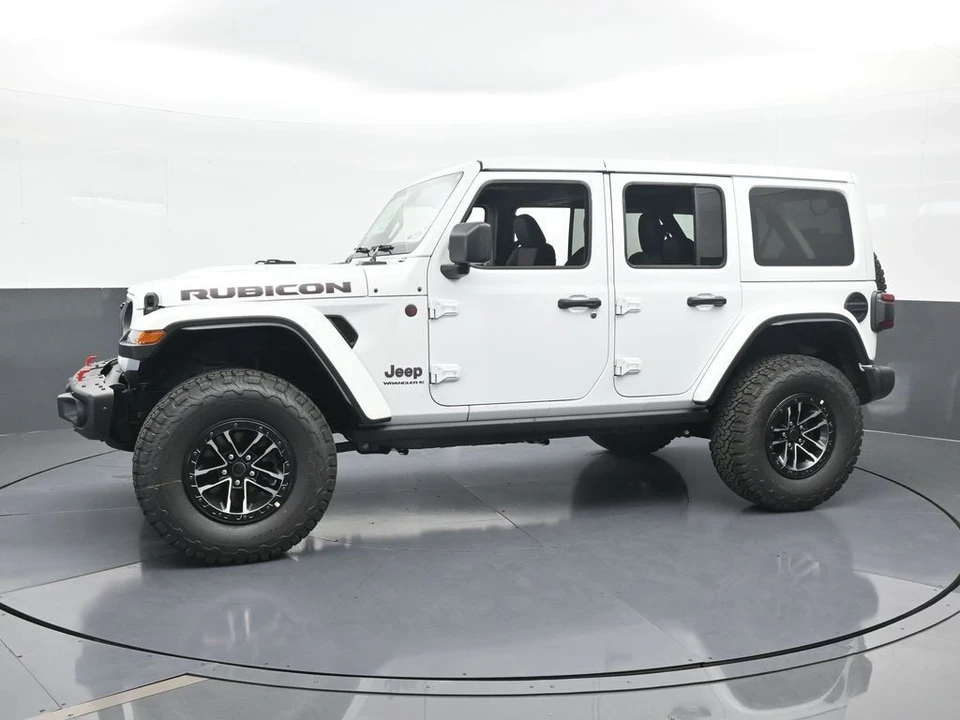 2025 Jeep JL Wrangler - Image 2 of 12