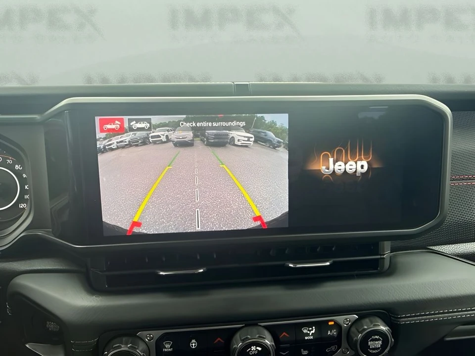 2025 Jeep JL Wrangler - Image 11 of 24
