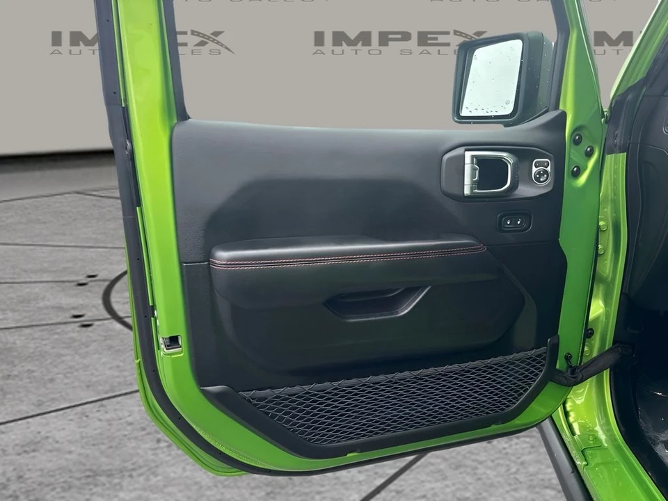 2025 Jeep JL Wrangler - Image 17 of 24