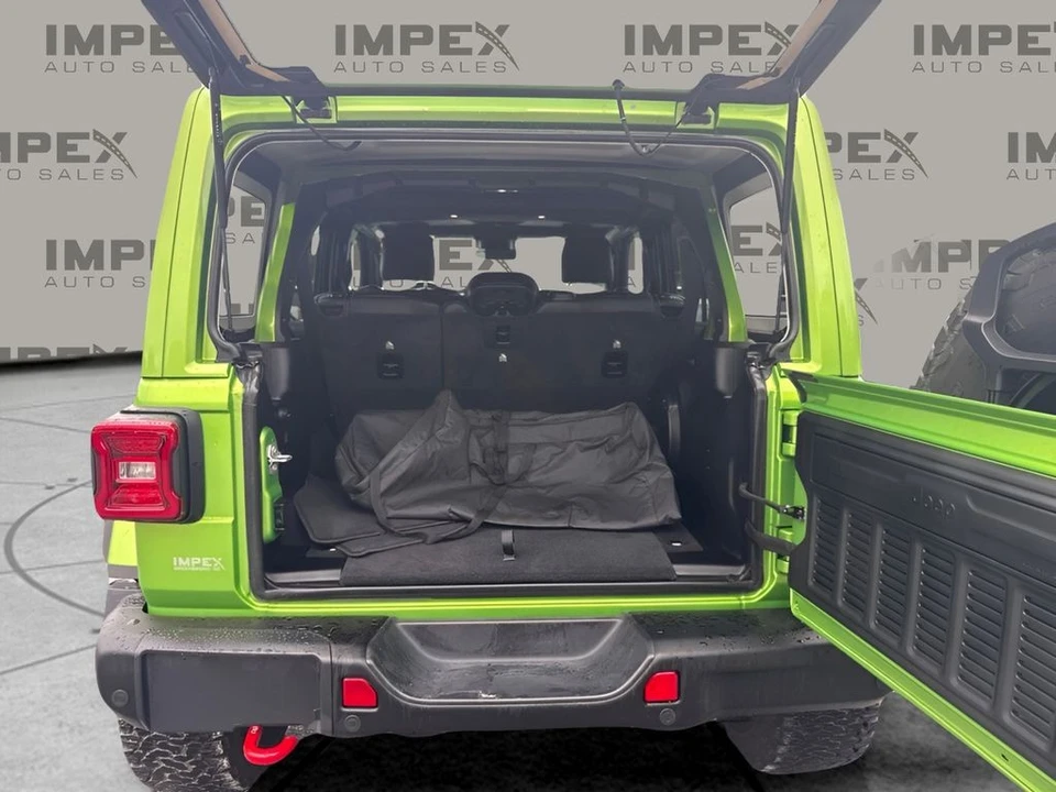 2025 Jeep JL Wrangler - Image 19 of 24