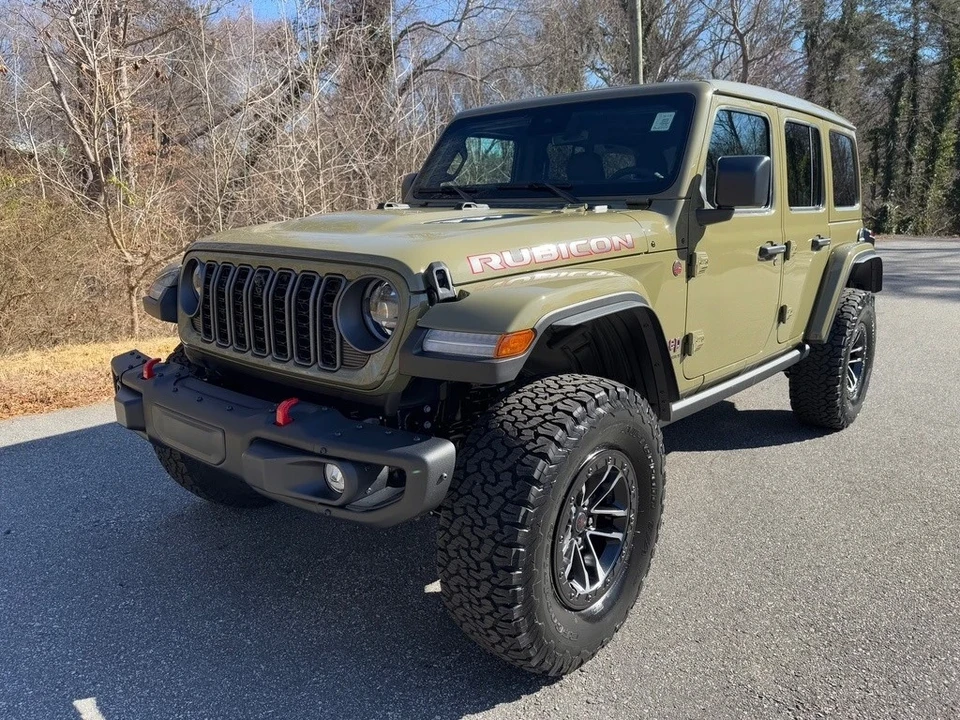 2025 Jeep JL Wrangler - Image 3 of 21