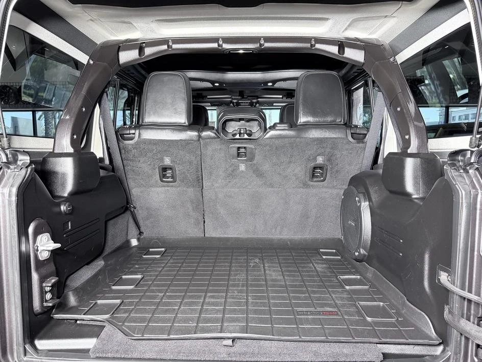 2025 Jeep JL Wrangler - Image 26 of 31