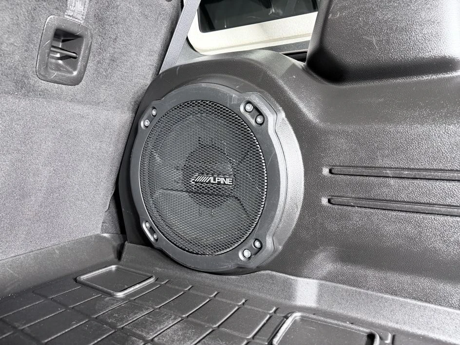 2025 Jeep JL Wrangler - Image 27 of 31