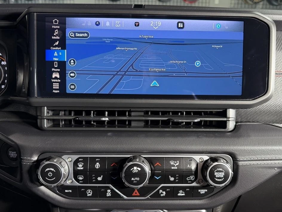 2025 Jeep JL Wrangler - Image 24 of 31